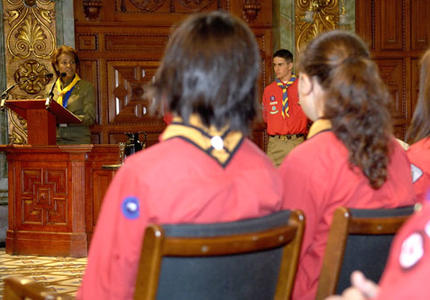 Presentation of decorations to the Association des Scouts du Canada