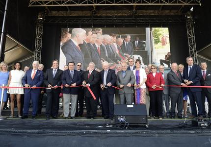Inauguration du nouveau site Glen du Centre universitaire de santé McGill