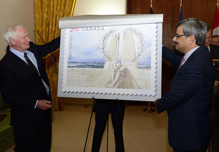 Dévoilement de timbres commémoratifs pour Vimy