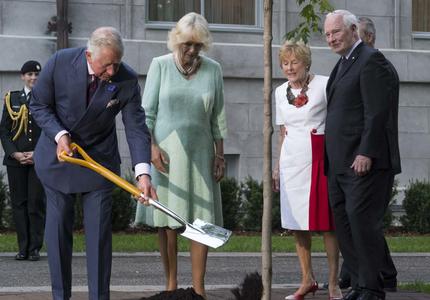 Ceremonial Tree planting and Unveiling of the Queen's Entrance 