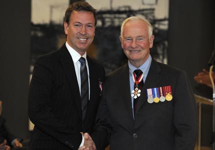Remise de la Médaille du jubilé de diamant à la Citadelle de Québec
