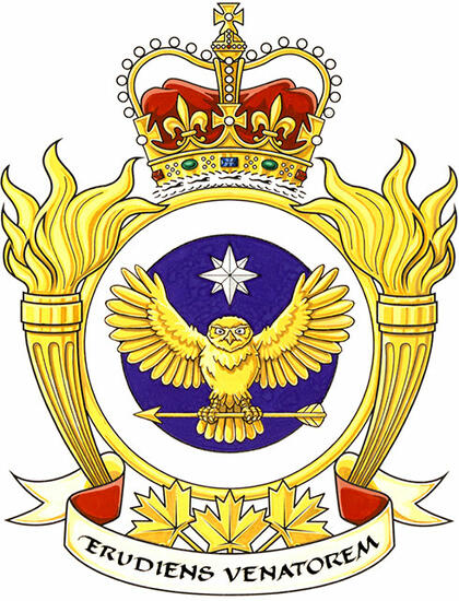 Badge of the Canadian Forces School of Military Intelligence